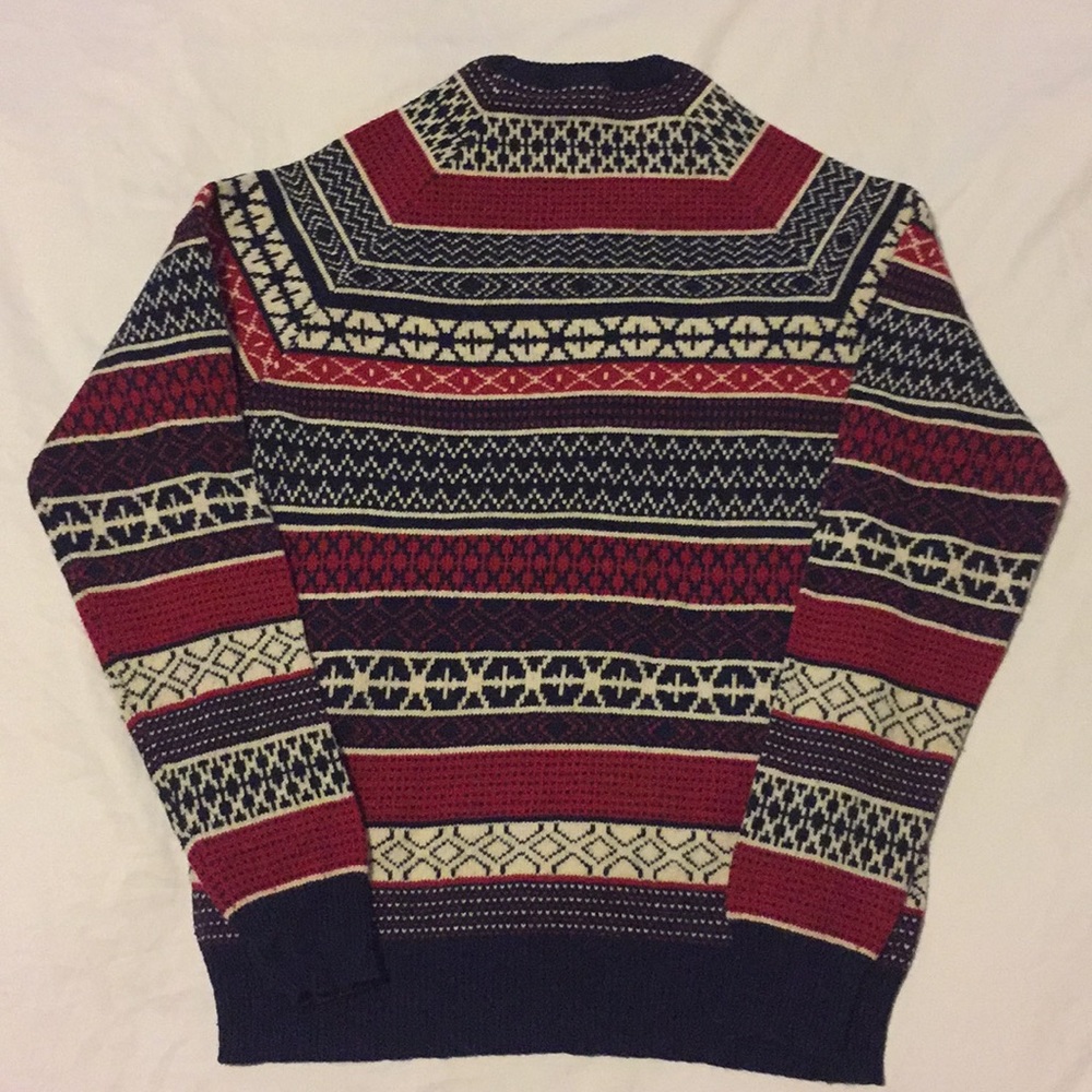 H&M Sweater - Picture 2 of 2